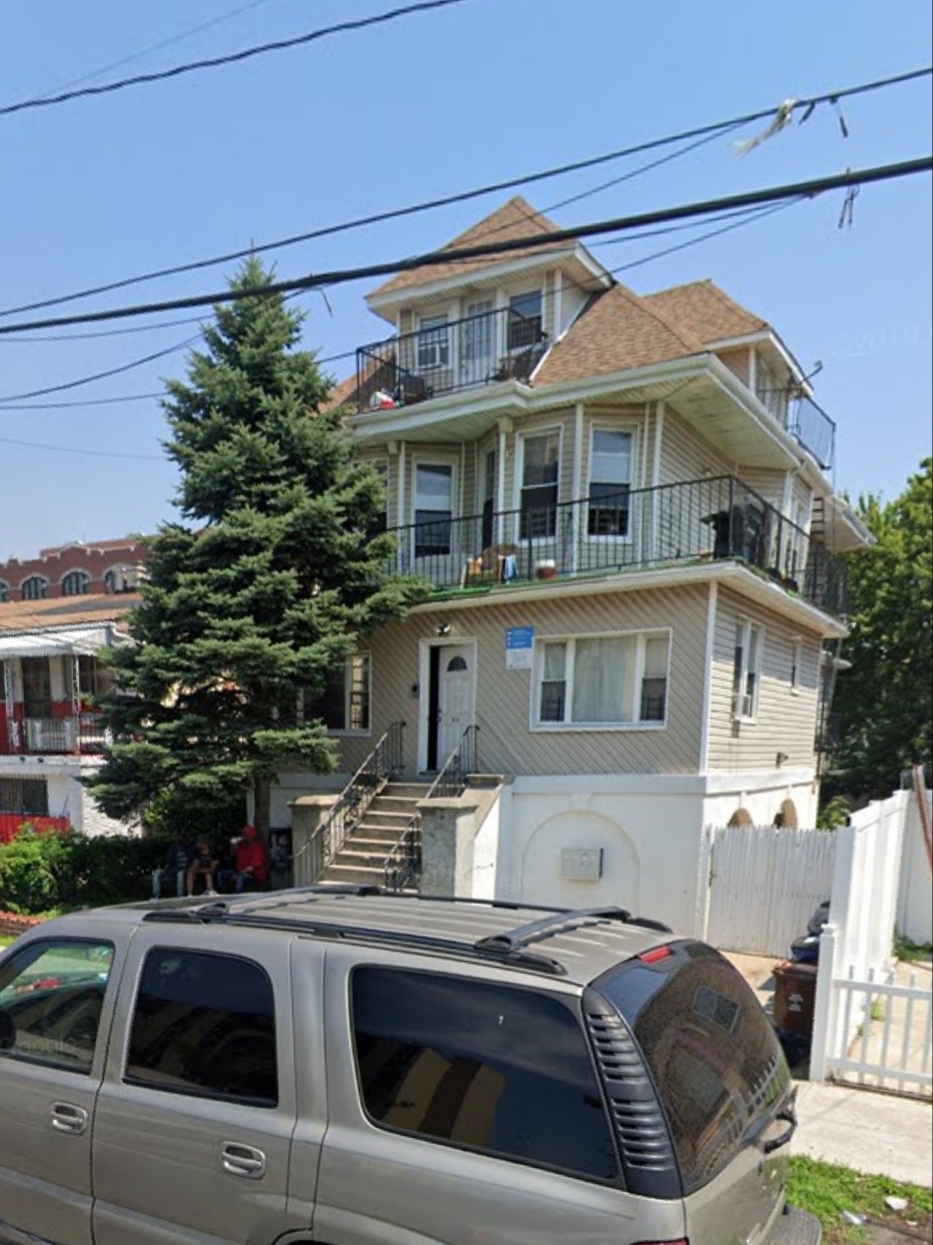 Property main image